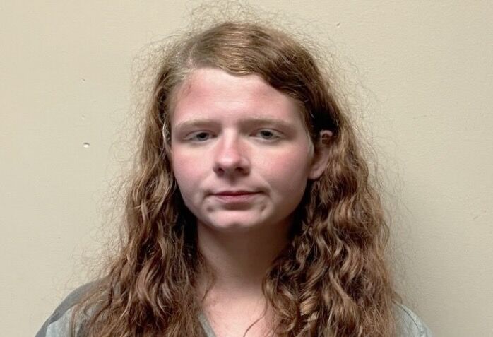 Booneville woman charged with Tupelo burglaries